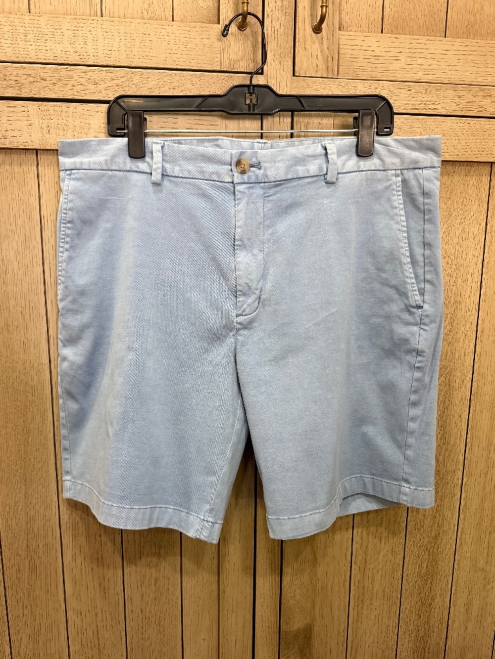 Vineyard Vines Men's Shorts, Size 36
